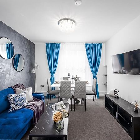 Cosy 4-Bedroom Apartment Next To Borough Лондон Экстерьер фото